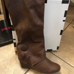 Boots from Buckle